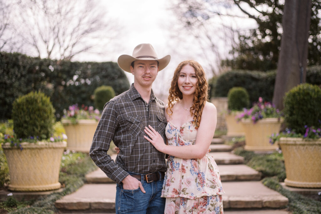 couple at dallas arboretum